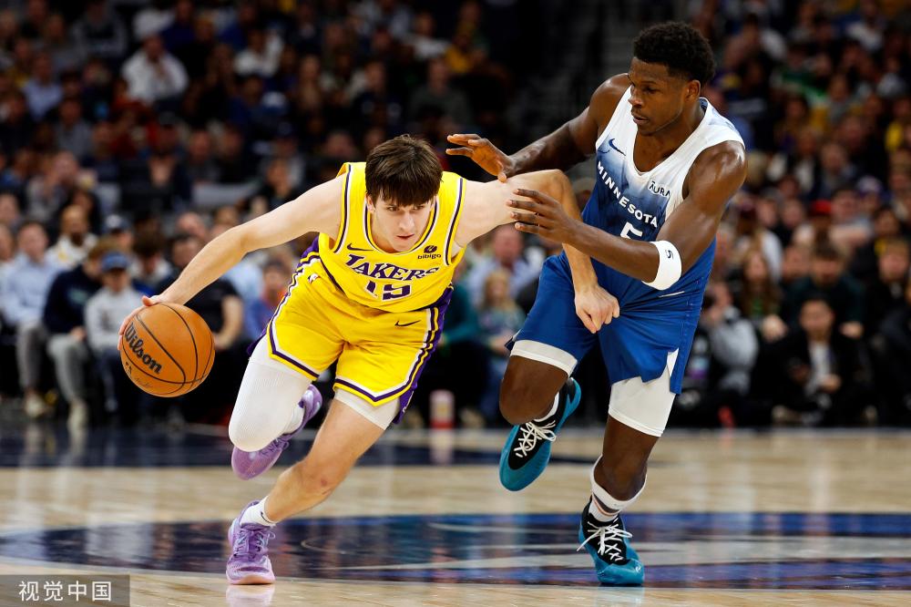 山东泰山差点崩盘，上半场被进三个球，崔康熙惊出一身冷汗.